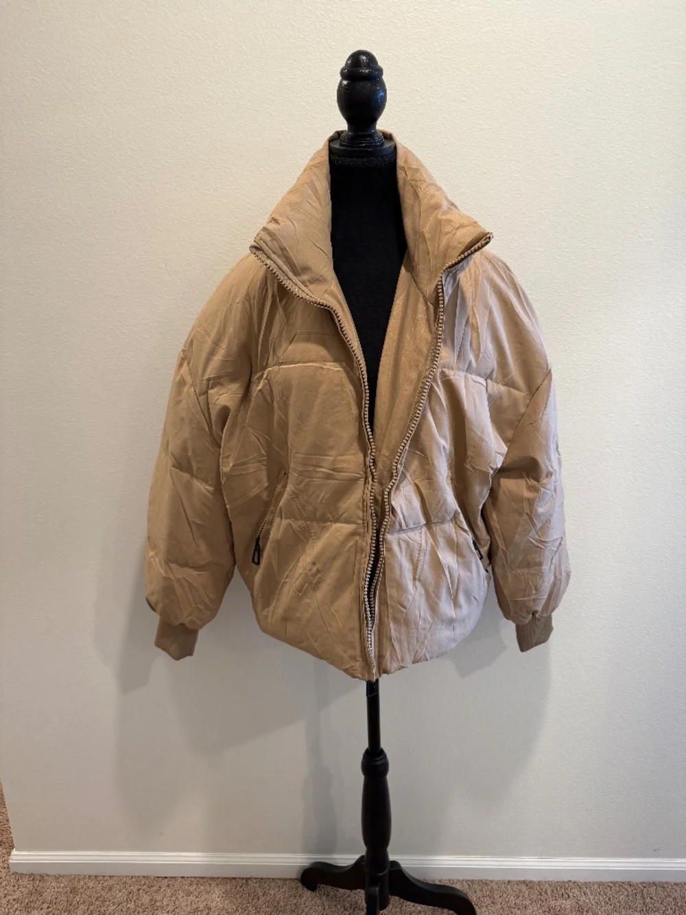 Puffer Jacket - Picture 1 of 2